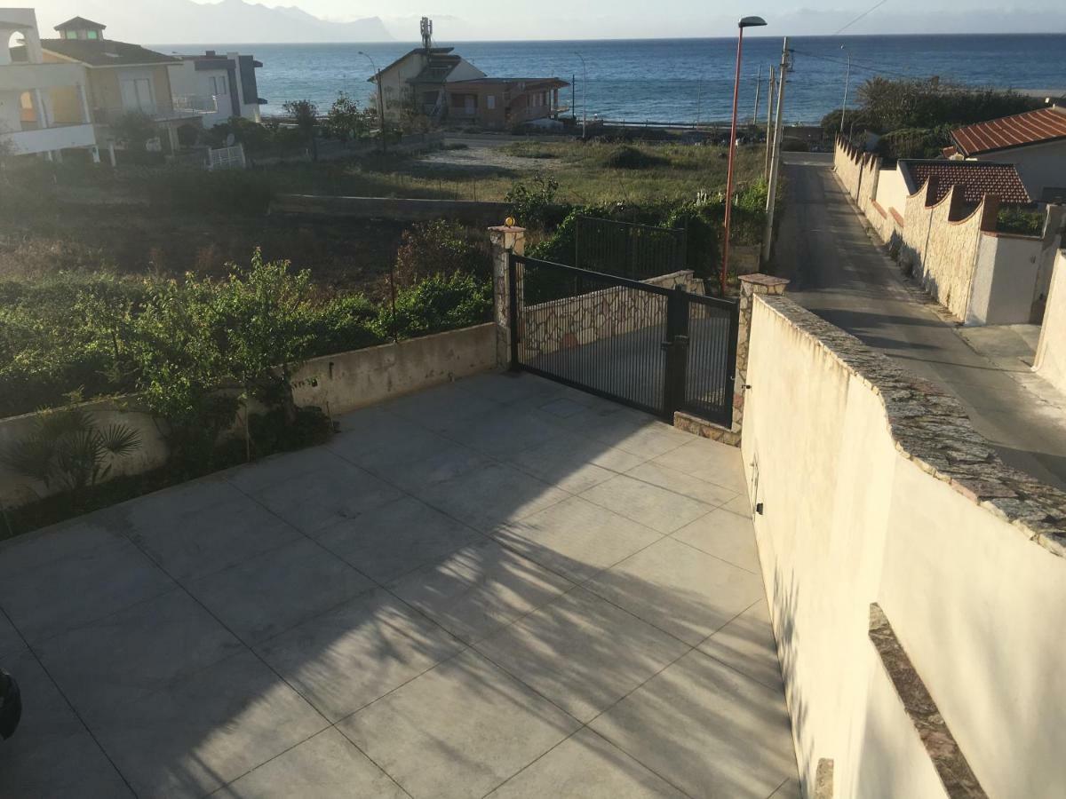 Casa Vacanza Demi Alcamo Marina Exterior foto